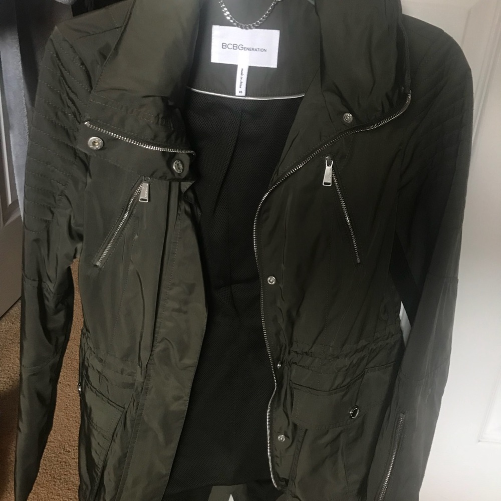 BCBG WORN ONCE STYLISH JACKET